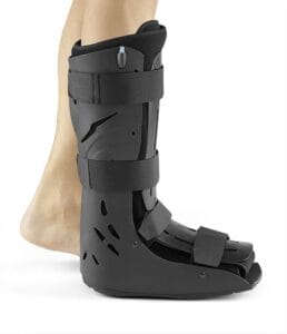 الجبيرة البلاستيكية 